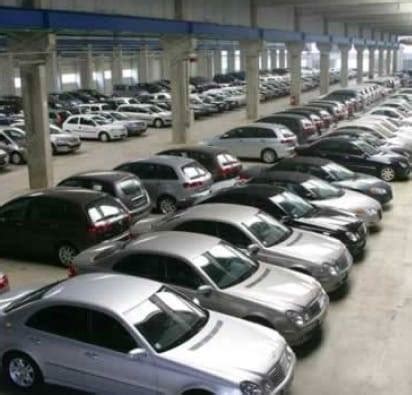 Gjej makina në shitje, makina me qera, makina me këste në të gjitha qytetet e Shqipërisë si: Tiranë, Elbasan, Durrës, Fier etj. . Faqe makinash ne gjermani